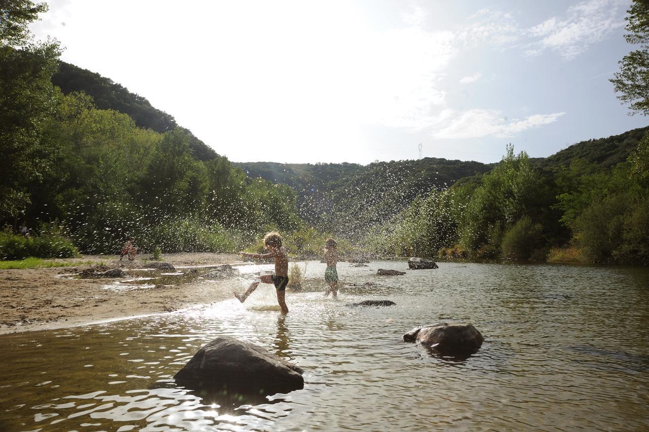 Camping La Boheme Hotel Tournon-sur-Rhone Bagian luar foto